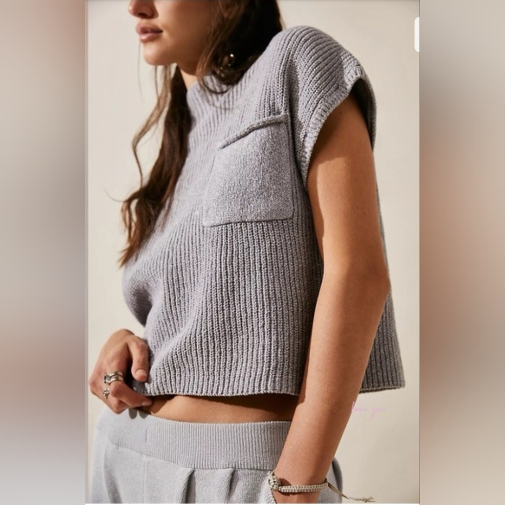 Free People Freya Set-Gray Wide-Leg Pants and matching cropped sweater NWT - Picture 3 of 11